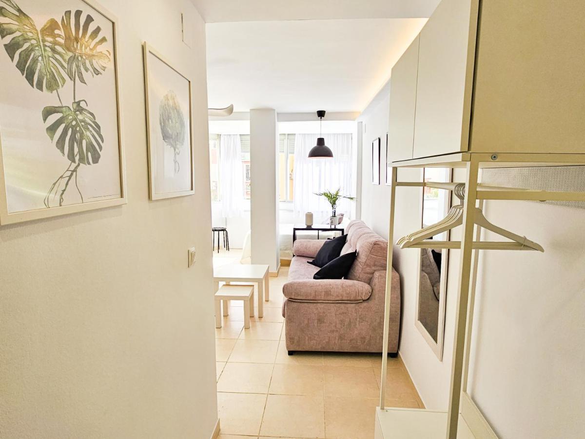 Estudio Vip Mediterraneo - Alojamientos La Torre Torre Del Mar Exterior foto